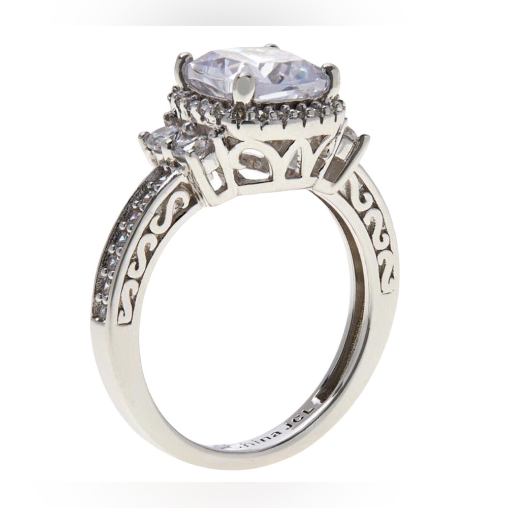 9.25 sterling silver faux diamond cocktail ring with baguette size 12